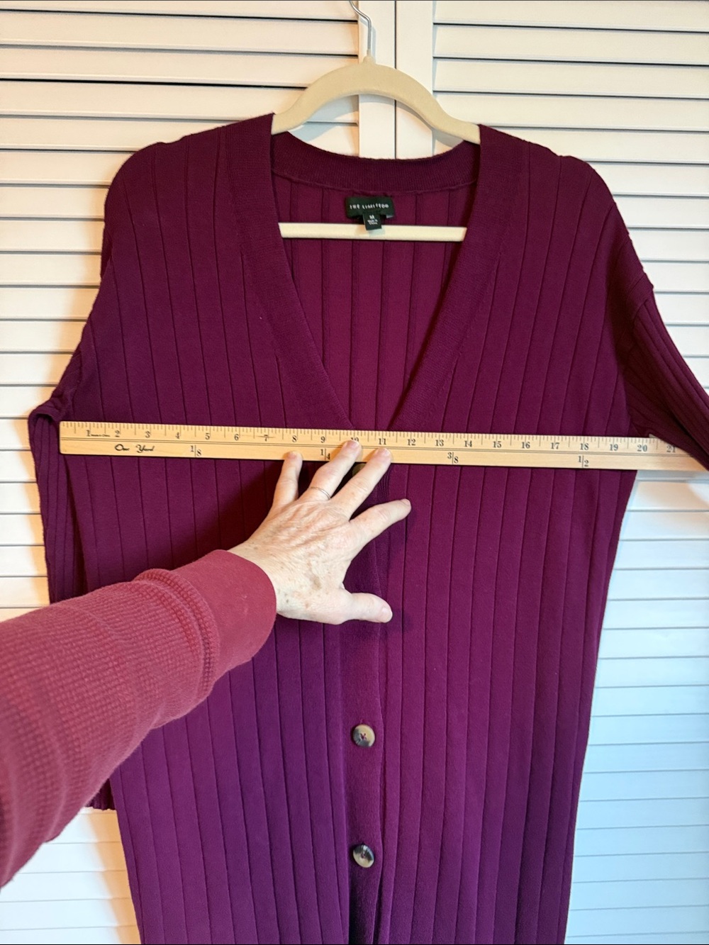 The Limited - Ribbed Button-Front Side Slit Cardigan - Plum - Size M - Picture 7 of 9